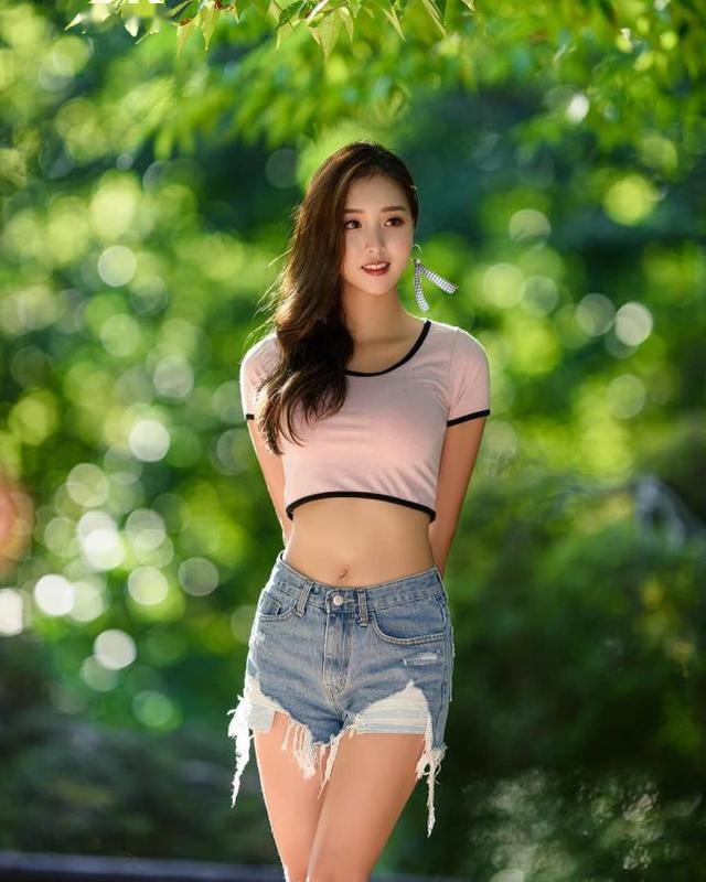 今夜的花房场景无修正